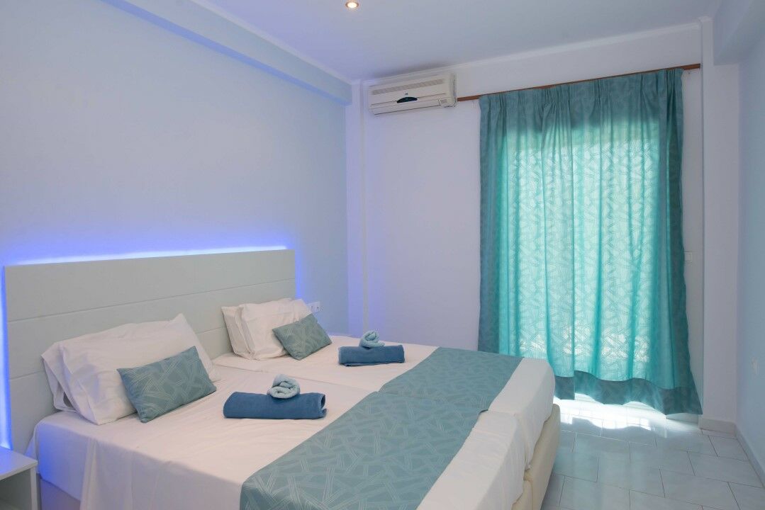 Silver Beach Hotel And Annexe Apartments (Adults Only) Roda  Buitenkant foto